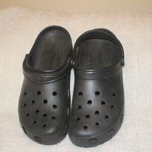 CROCS Classic Black Slip-On Clogs